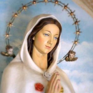 Meet your Posher, Juana